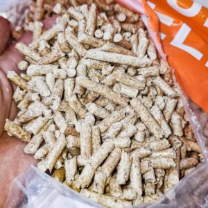 Pellet sosnowy – ekologiczne i efektywne źródło ciepła dla Twojego domu