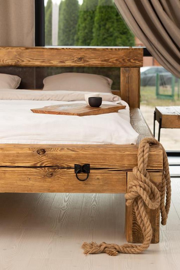 Stabilna konstrukcja łóżka