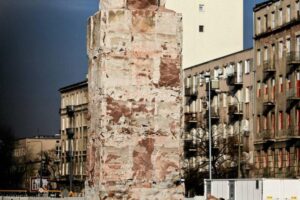 Praktyczne wskazówki, jak zdemontować dolny cokol – korzystne porady dla każdego majsterkowicza