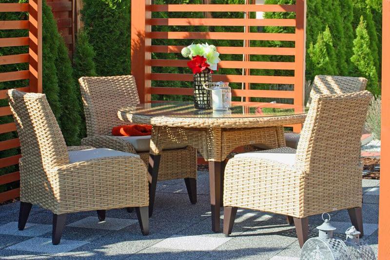 Odnawianie mebli z technorattanu