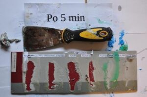 Skuteczne sposoby na usunięcie farby akrylowej z ubrań: poradnik krok po kroku