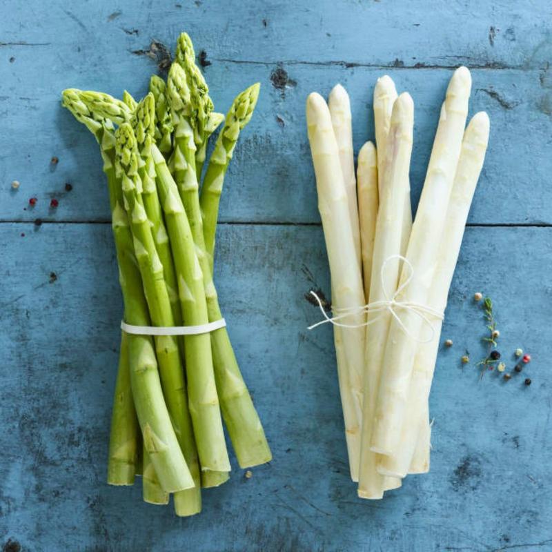 Dekoracyjne szparagi w kompozycjach roślinnych