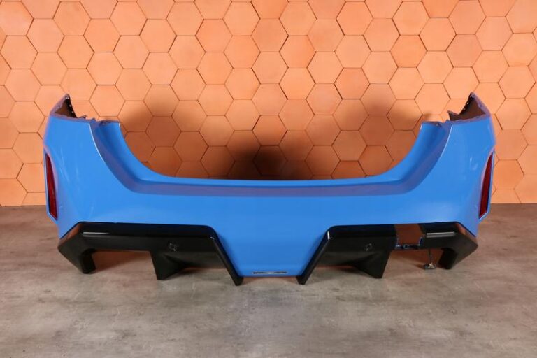 Enzian blue RAL 5010 – jaki to kolor i z czym go łączyć?